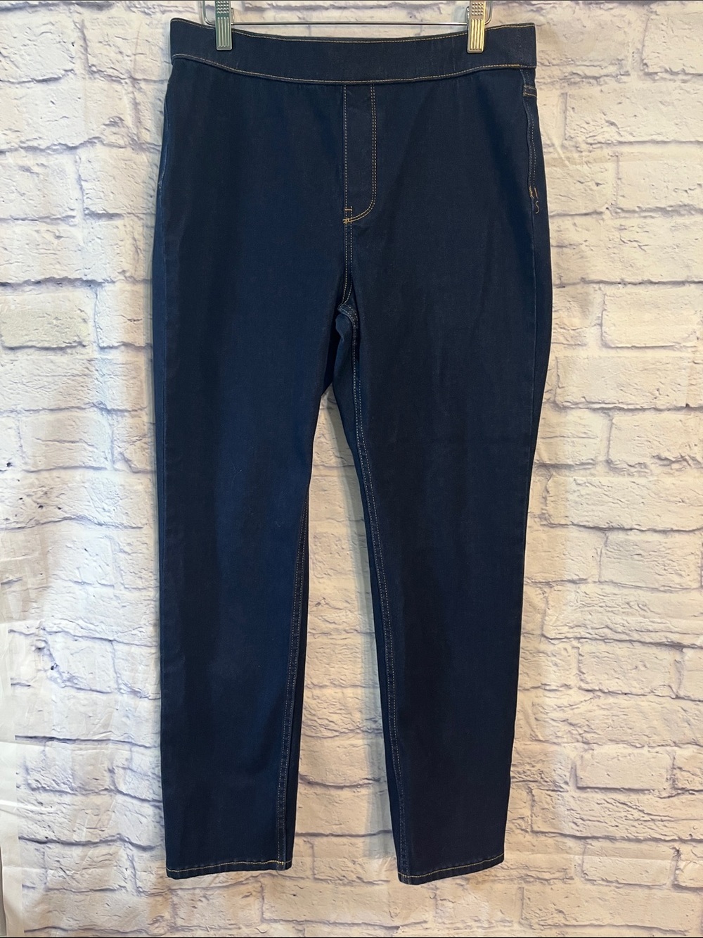 Soft Surroundings Ultimate Denim Pull-On Jeans Slim Leg Faux Fly Size Medium